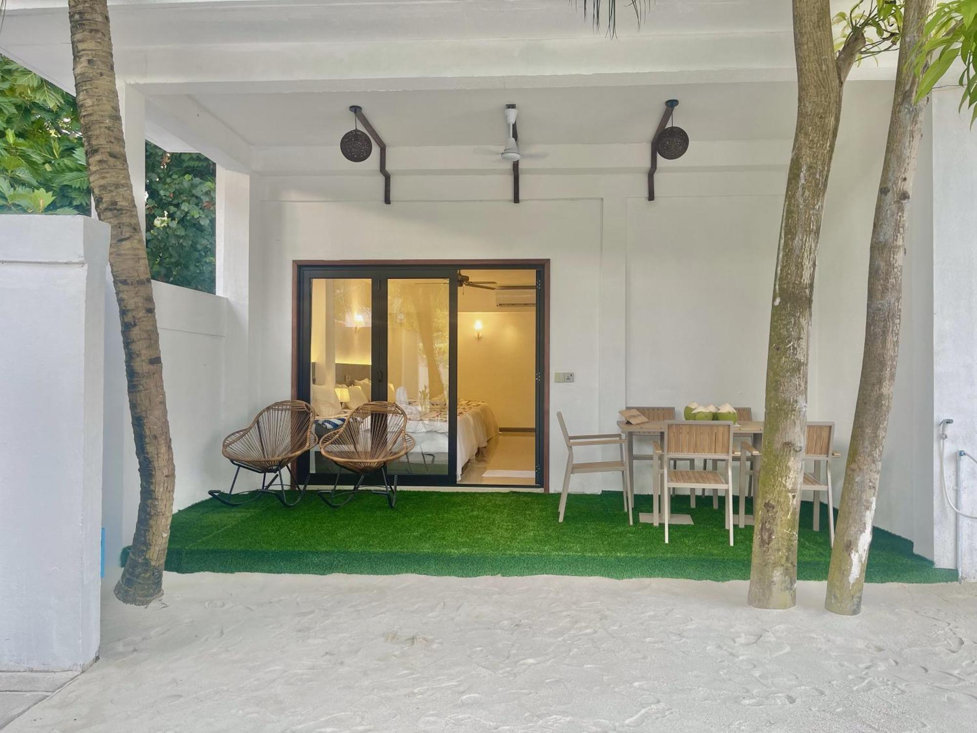 La Palma Suites Ukulhas Island Bagian luar foto