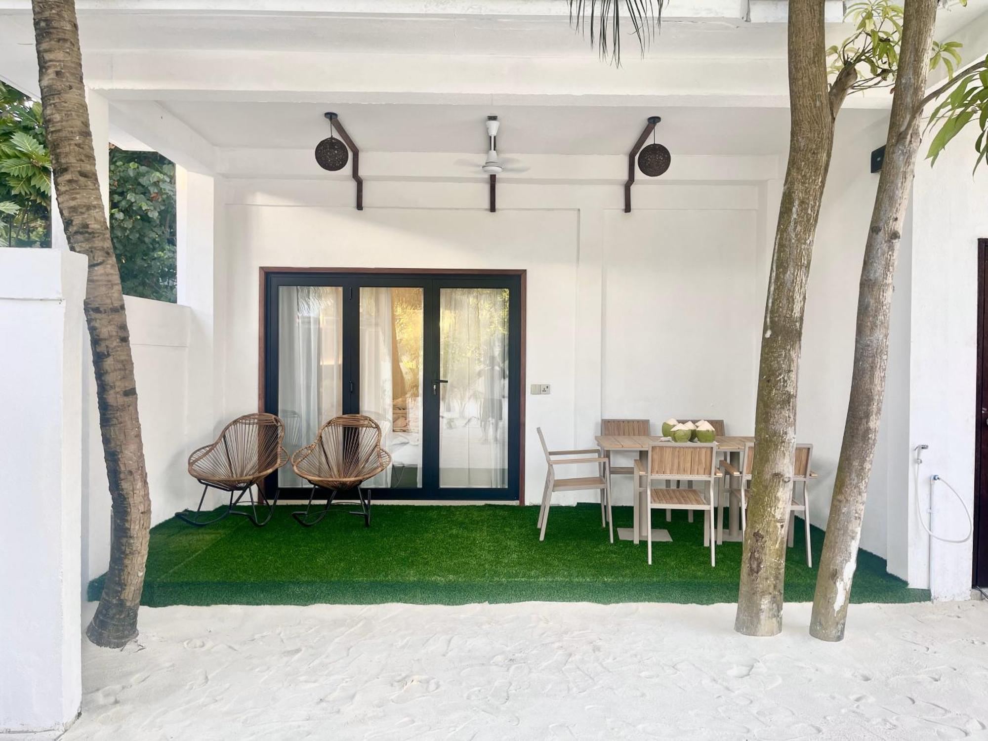 La Palma Suites Ukulhas Island Bagian luar foto